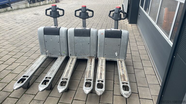 Elektromos raklapszállítók Still ECH 15 ( 5 Stück im Paket  )