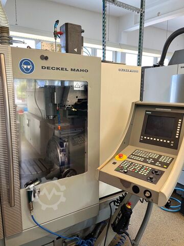 Universal-Bearbeitungszentrum Deckel Maho DMU 35M