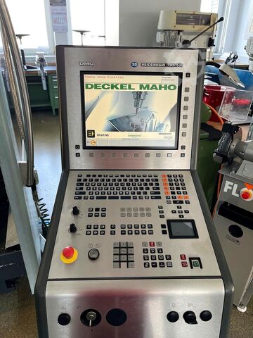 Universal-Bearbeitungszentrum Deckel Maho DMU 50