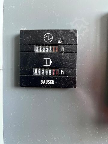 Universal-Bearbeitungszentrum Deckel Maho DMU 50