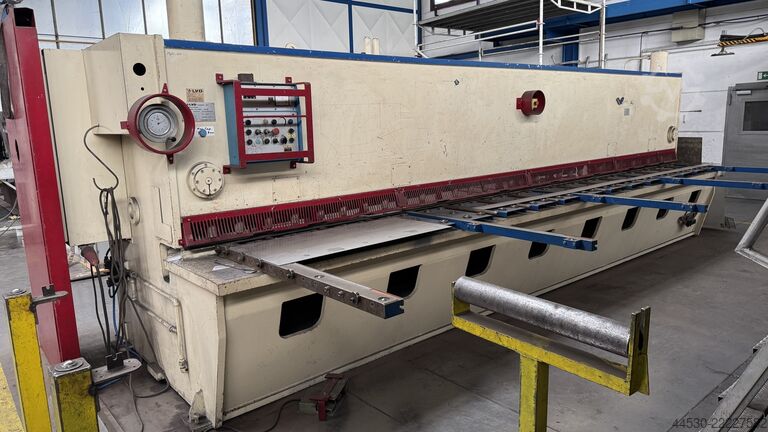 Hidraulikus guillotine olló LVD MVSB 62/8