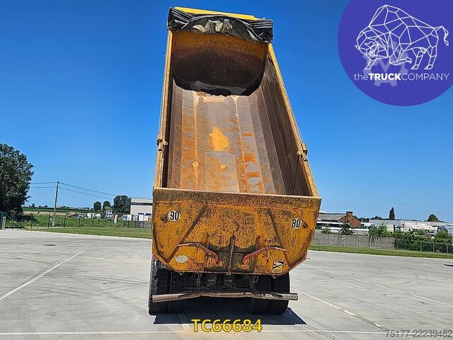 Volquete DAF 85 CF