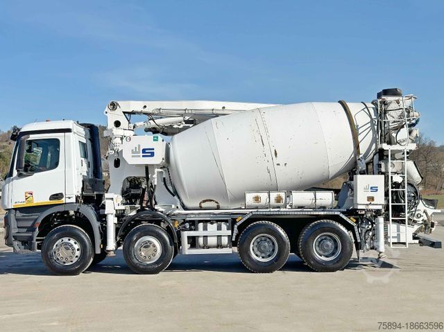 Samochód z pompą do betonu MERCEDES-BENZ AROCS 3743 * Betonpumpe + FUNK * 8x4 * TOP