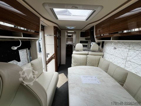 Integraal camper Eura Mobil Integra 890 EB