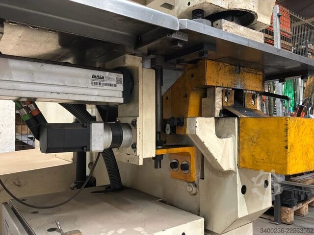 2016 Geka Puma 110 SD multifunctionele pons- en snijmachine Geka Puma 110 SD