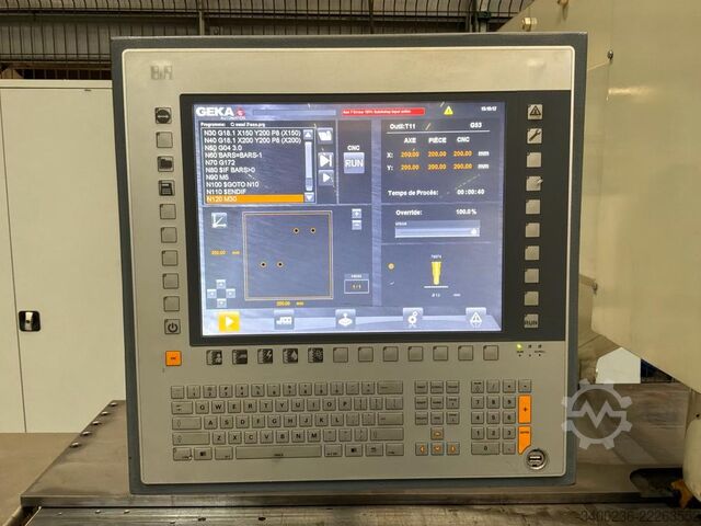 2016 Geka Puma 110 SD multifunctionele pons- en snijmachine Geka Puma 110 SD
