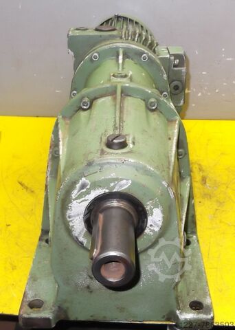 Motoriduttore regolabile 0,18 kW 0,8-4,6 rpm Lenze 11605 0316 0