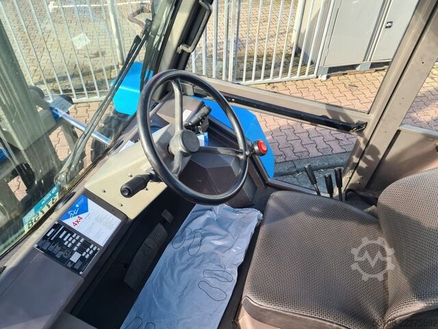 Rough terrain forklift truck Manitou M 30.4