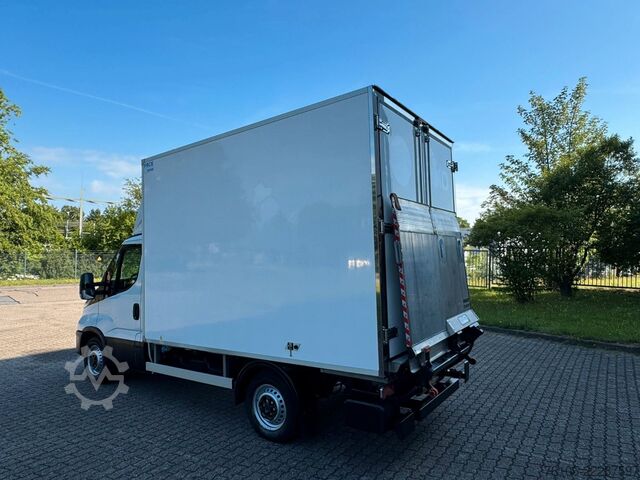 Koelwagen met geïsoleerde laadbak IVECO Daily 35S16 Tiefkühlkoffer mit Ladebordwand