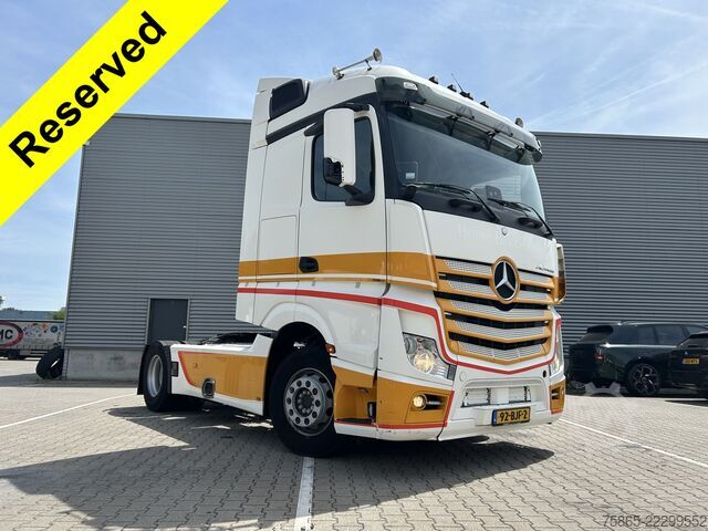 Standard-SZM Mercedes-Benz Actros 1842 Streamspace / 2 Tanks / APK TUV 12-26
