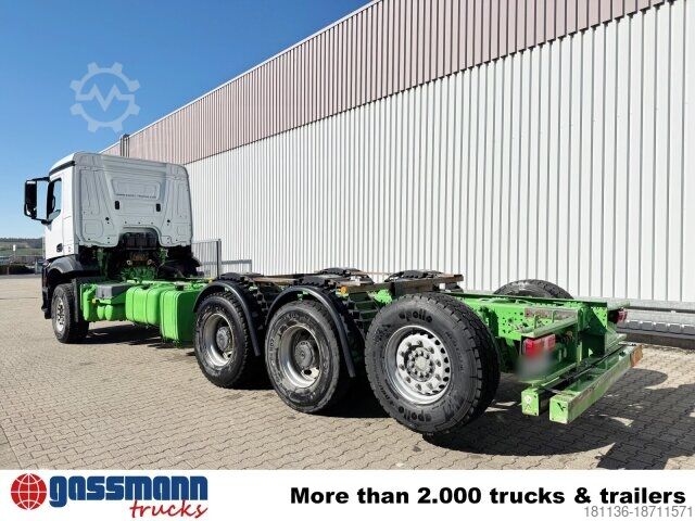 Vrachtwagenchassis Mercedes-Benz Arocs 3242/48 LK 8x4/4, Lenk-/Liftachse,