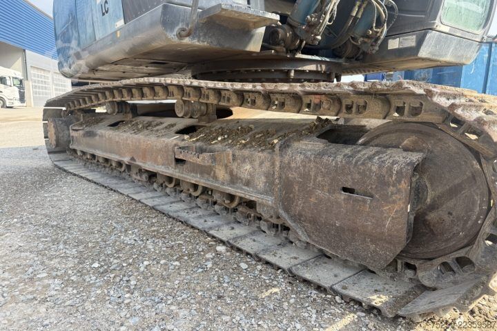 Walsmachine Hitachi ZX250LCN-3 / Swiss-Vehicle