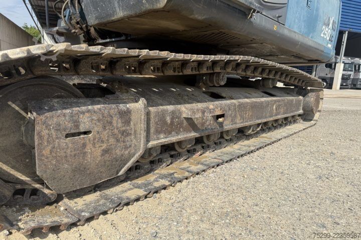 Walsmachine Hitachi ZX250LCN-3 / Swiss-Vehicle