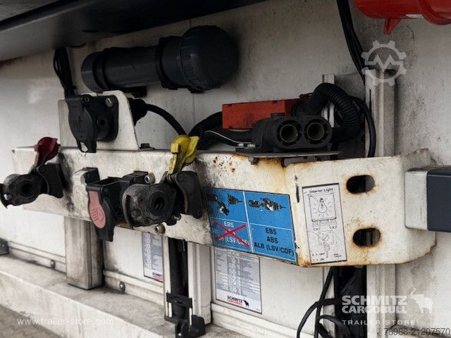 Reefer semitrailer Schmitz Cargobull Tiefkühler Standard Ladebordwand