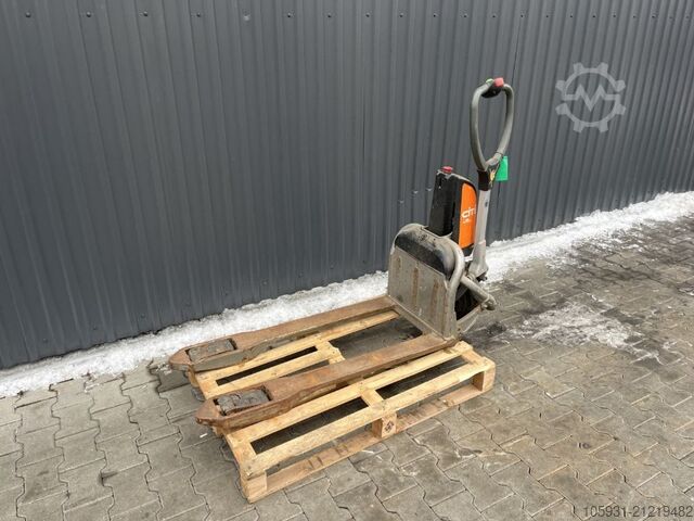 Kézi raklapemelő Still Citione