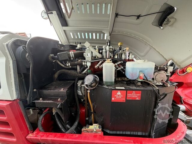 Midi excavator Takeuchi TB 290