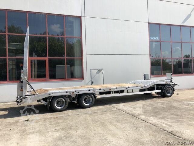 Low loader trailer Möslein T 3-6,60 VB  3 Achs Tieflader- Anhänger, Luftgefedert, Verbreiterung