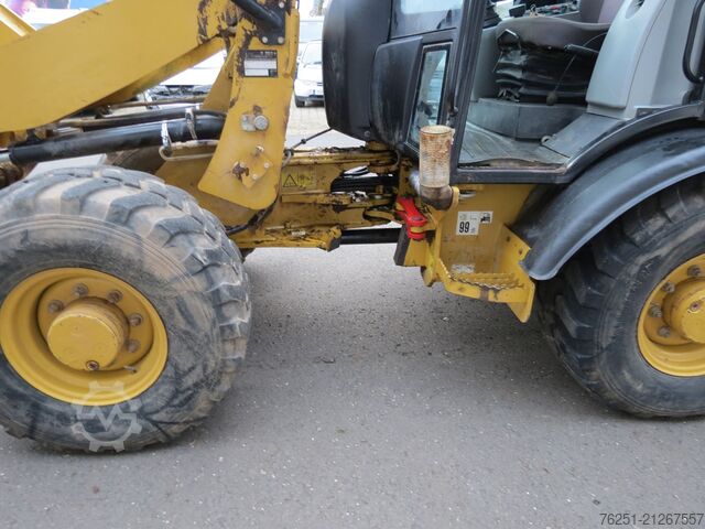 Loader Caterpillar CAT 906 H