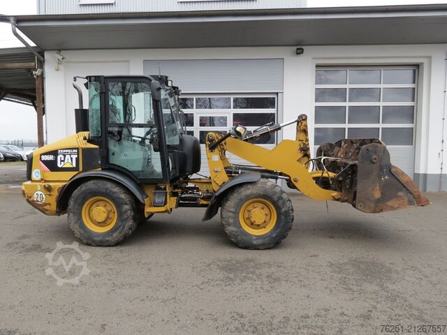 Loader Caterpillar CAT 906 H