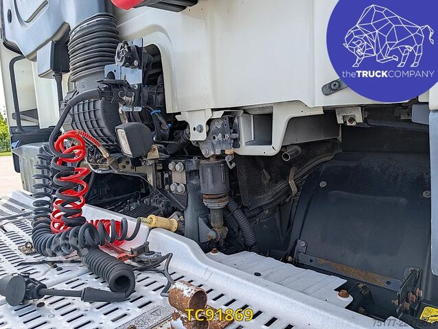 Standart-SZM DAF CF 85 440