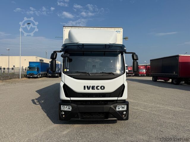 Camión con caja y plataforma elevadora retráctil iveco eurocargo