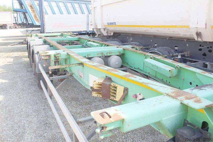 Semi-remorque à caisse mobile Zorzi semirimorchi portacontainer fissi usati