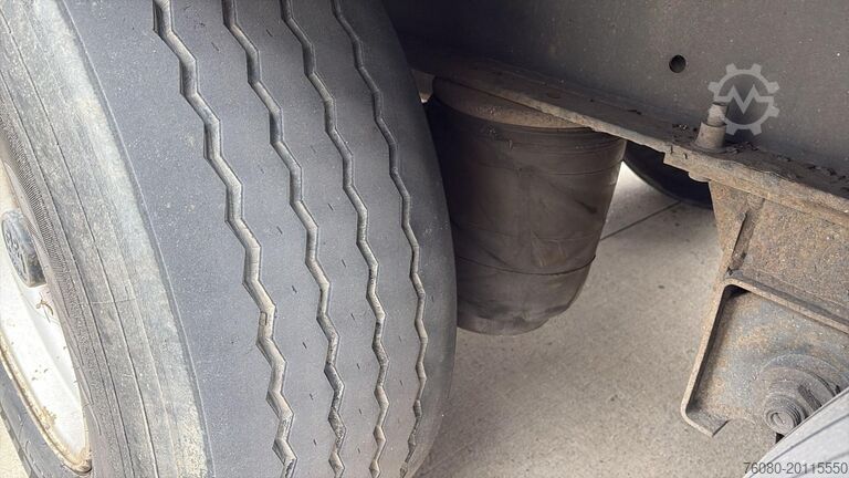 Csúszó ponyvák FLIEGL SDS350 (BPW AXLES / DISK BRAKES)