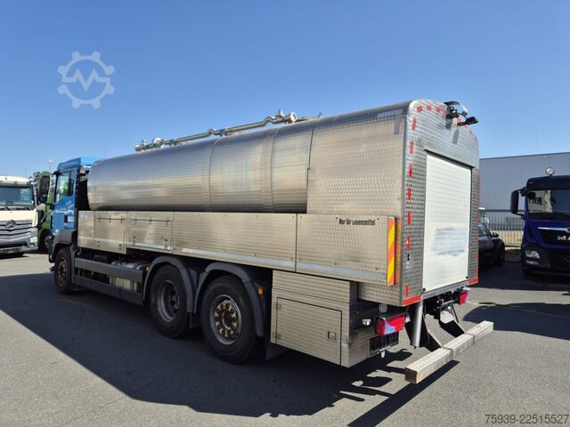 Camión cisterna MAN TGS 26.440 (6x2)  ISOLIERT - 4 Kammern