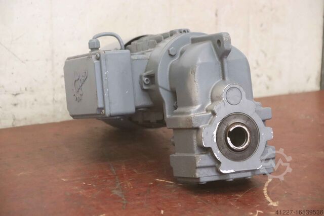 Motor cu angrenaj 0,25 kW 23 rpm Nord SK 0182NBA-71S/4 BRE5