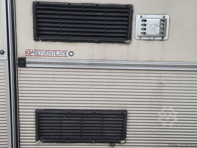 Caravana KIP KG 48 TN Wohnwagen Toilet + Etagenbett
