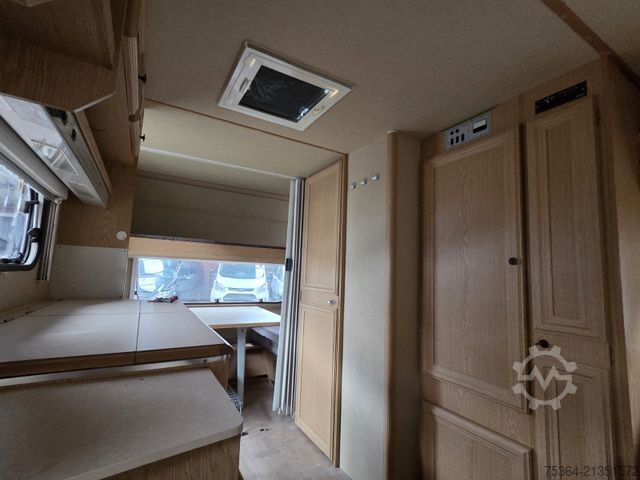 Caravana KIP KG 48 TN Wohnwagen Toilet + Etagenbett