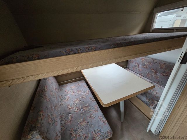 Caravana KIP KG 48 TN Wohnwagen Toilet + Etagenbett