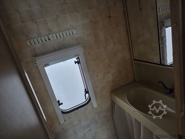 Caravana KIP KG 48 TN Wohnwagen Toilet + Etagenbett