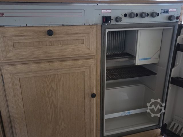 Caravana KIP KG 48 TN Wohnwagen Toilet + Etagenbett