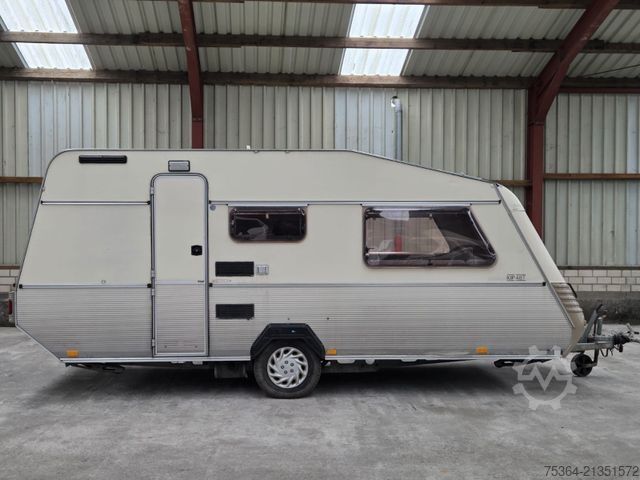 Caravana KIP KG 48 TN Wohnwagen Toilet + Etagenbett