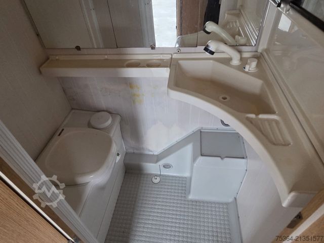 Caravana KIP KG 45 TLB Wohnwagen Toilet + Etagenbett