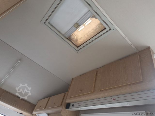 Caravana KIP KG 45 TLB Wohnwagen Toilet + Etagenbett