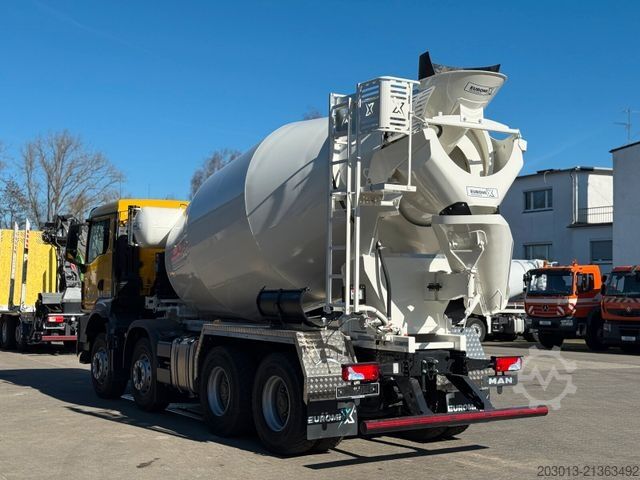 Kamion mikser za beton MAN 35.440 8x4 BB CH Betonmischer Euromix 10 m³