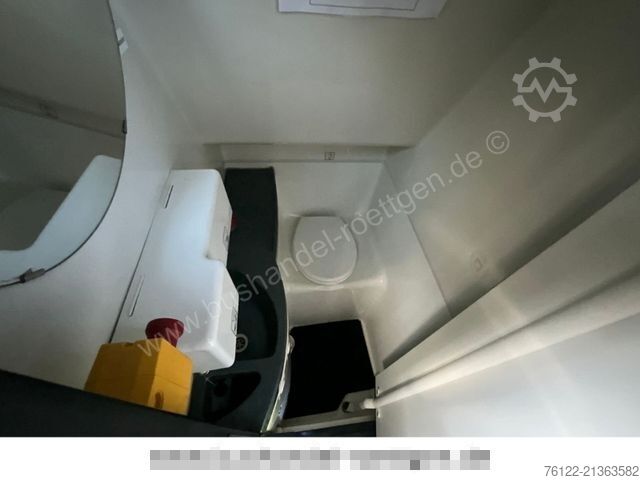 Långfärdsbuss MAN R 08 Lions Coach L/Travego/Tourismo/517