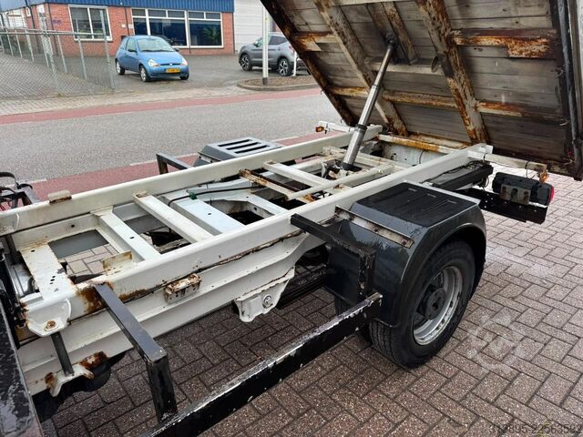 Kamion za otkači Mercedes-Benz 513 CDI, Crane Hiab 022-2 kipper