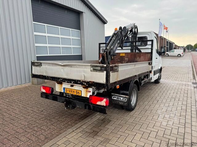 Kamion za otkači Mercedes-Benz 513 CDI, Crane Hiab 022-2 kipper