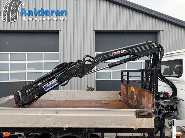 Kamion za otkači Mercedes-Benz 513 CDI, Crane Hiab 022-2 kipper