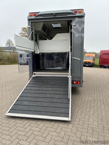 Veetransporter MERCEDES-BENZ FUSO 8 180 TT-S 1-3 Pferde Pop-Out, Neufahrzeug