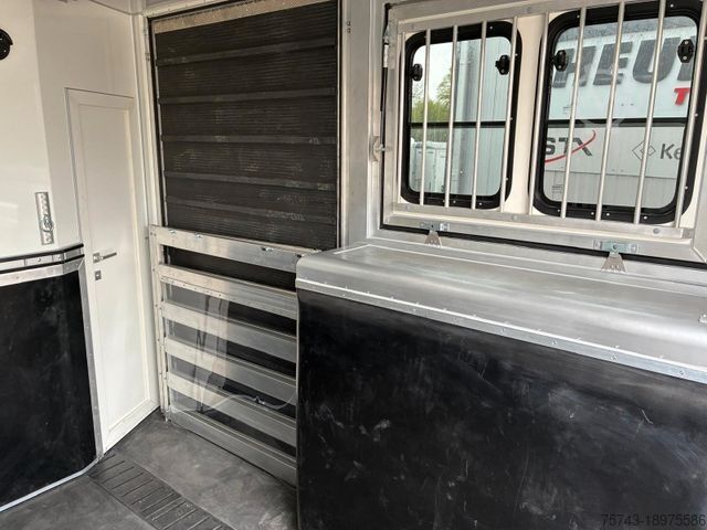 Veetransporter MERCEDES-BENZ FUSO 8 180 TT-S 1-3 Pferde Pop-Out, Neufahrzeug