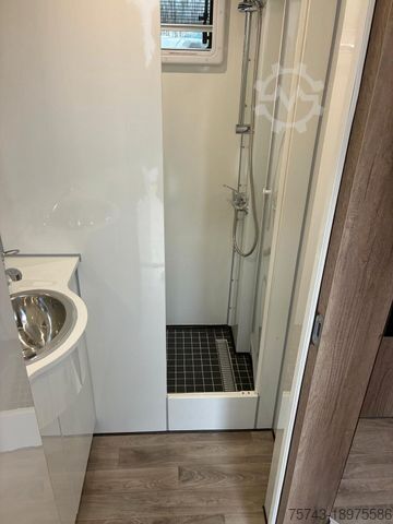 Veetransporter MERCEDES-BENZ FUSO 8 180 TT-S 1-3 Pferde Pop-Out, Neufahrzeug