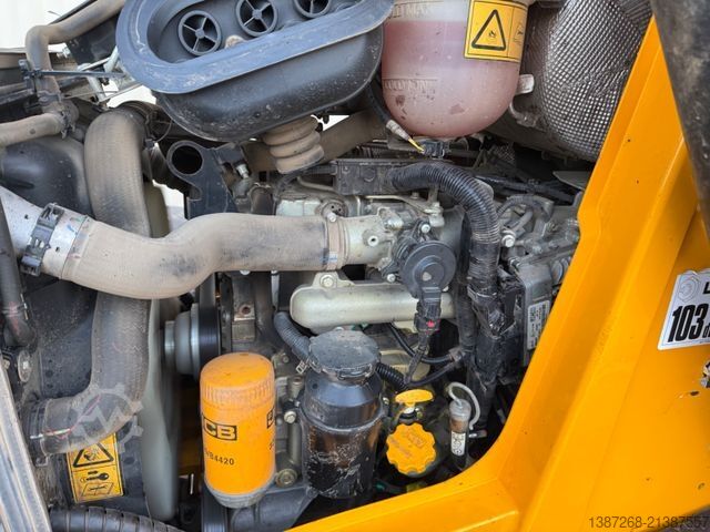 Graaflaadmachine JCB 3CX Plus / 2022 BJ / 3.633 H / 81 KW