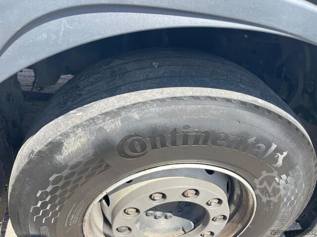 Standard-SZM Iveco S-WAY 510 RETARDER, FRIGO