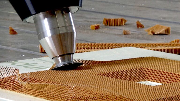 Sistema Corte CNC Honeycomb Breton Breton Ultrasonic Cutting