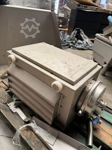 Stroj na zpracování masa Inject Star BI183/600-C COOL