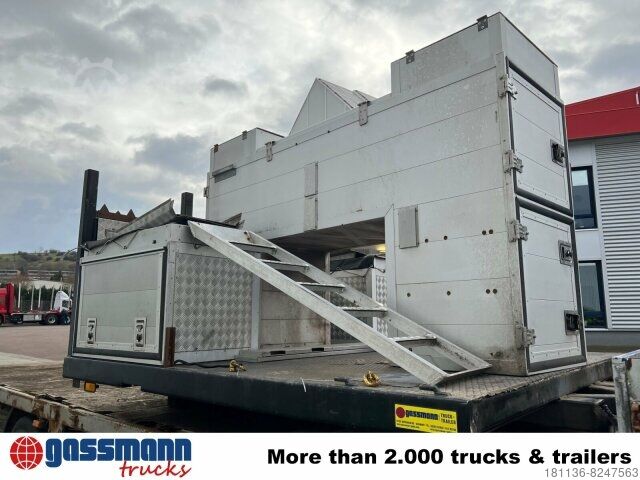 Camion plateau  Pritschenaufbau mit Staukästen